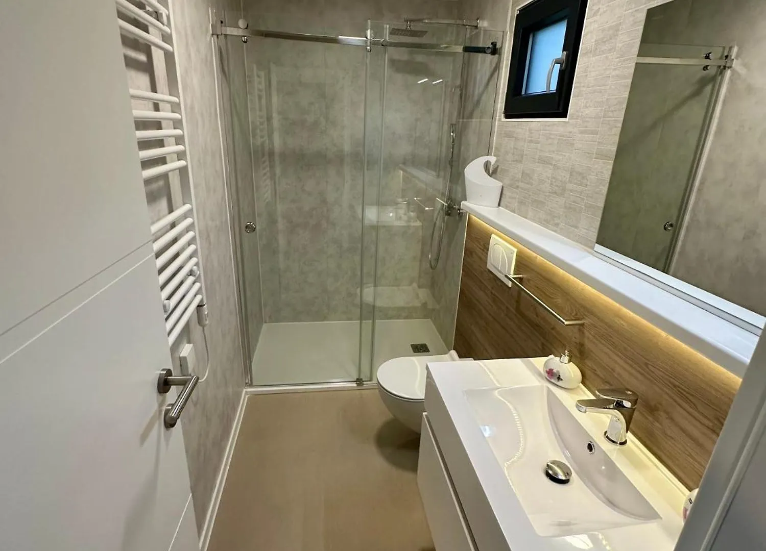 Sunset Serenity Villas With Onsite Pool And Only 3Min From Beach Drage Feriehus