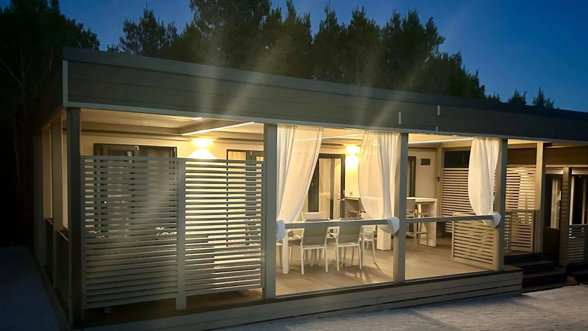 Sunset Serenity Villas With Onsite Pool And Only 3Min From Beach Drage 0*,  Chorvatsko